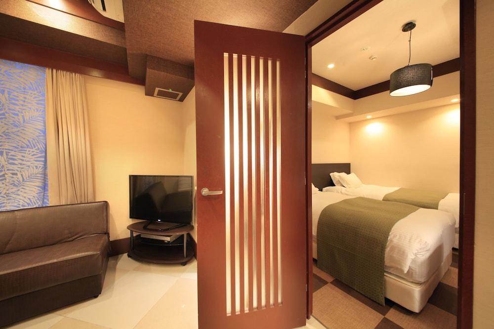 Centurion Hotel Residential Cabin Tower Tokyo Exterior photo